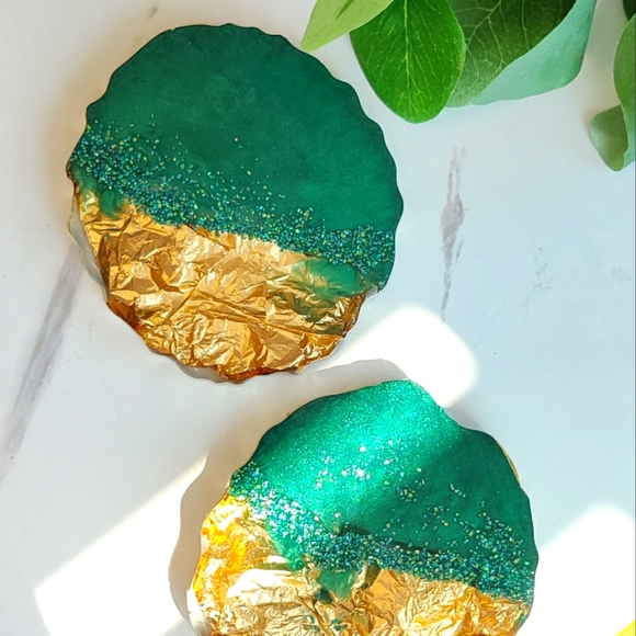 Handmade Gold Leaf and Dark Green Resin Coasters - Picture 4 of 5